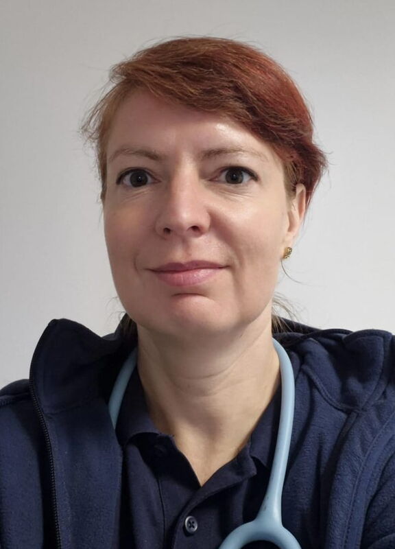 NEUE Ärztin in GEYER